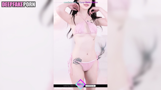 Cute girl Yeji dances shyly / 예지 있지 / (solo ai scenes)