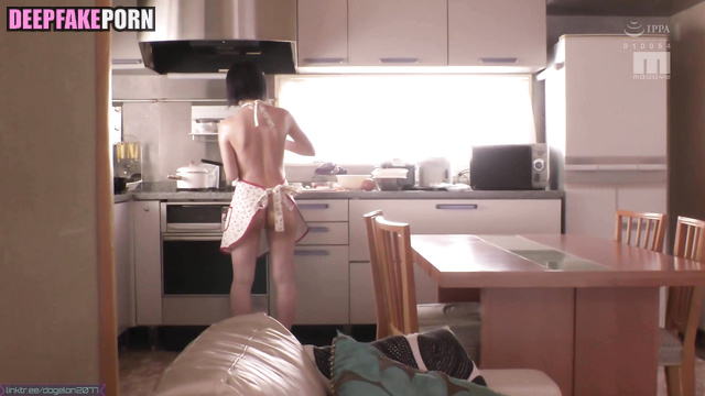 Slutty housewife sucking cock her neighbor (アイズワン 本物の偽物) fake Yena [PREMIUM]