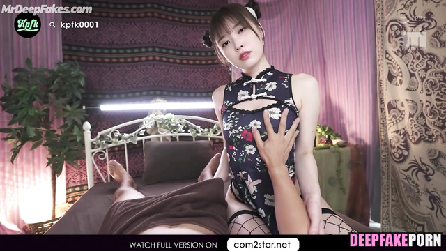 Young slut serving her first client [IU face swap] 아이유 딥페이크 영상