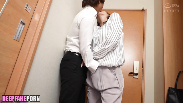 トゥワイス セックステープ guy trying make her squirt - Tzuyu hot deepfake video [PREMIUM]