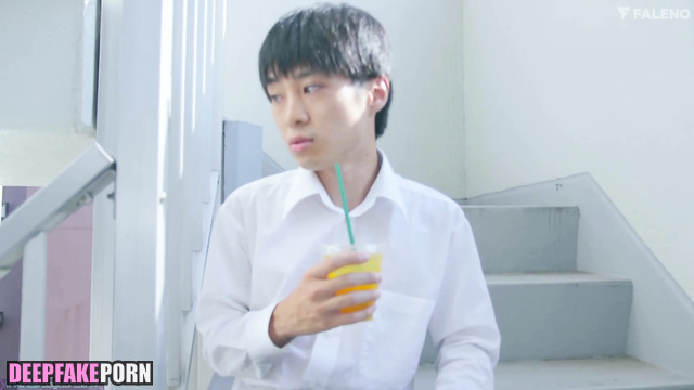 Classmates kissing before first sex / トゥワイス 本物の偽物 / Sana face swap [PREMIUM]