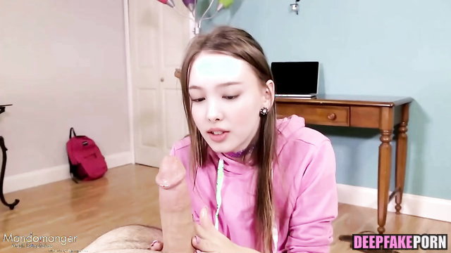 Shy korean babe making her first handjob / トゥワイス ディープフェイクビデオ Nayeon [PREMIUM]