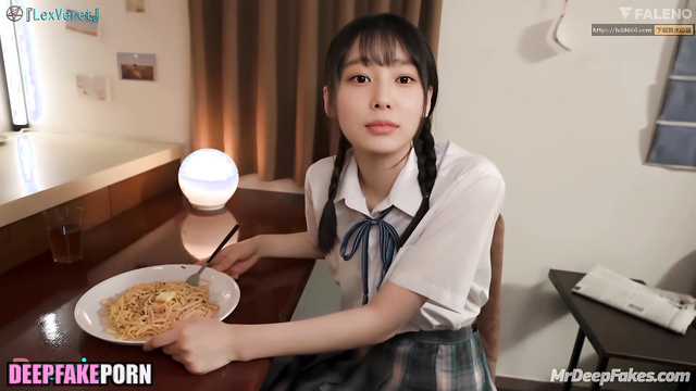 Schoolgirl will do whatever you want for money - ai Hyewon アイズワン 本物の偽物