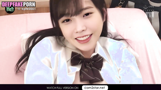 Pussy of IU 아이유 is hungry for dick and happily accepts it 얼굴 스왑 face swap