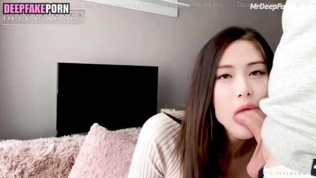 ルセラフィム ディープフェイクビデオ she likes fuck after blowjob - Huh Yunjin real fake