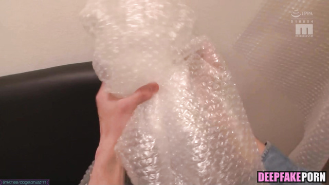 Eunbi sees him for the first time and makes アダルト adult vid IZ*ONE アイズワン [PREMIUM]