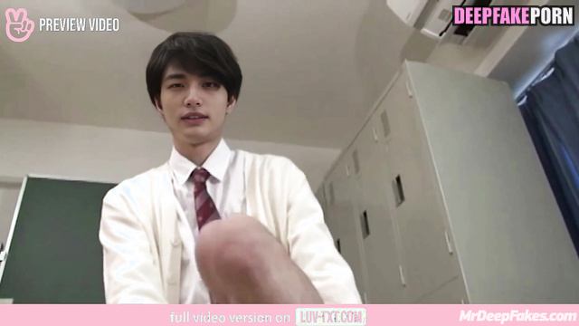 ヒョンジン HyunJin's anal is getting slowly ready for fuck LOONA アダルト adult