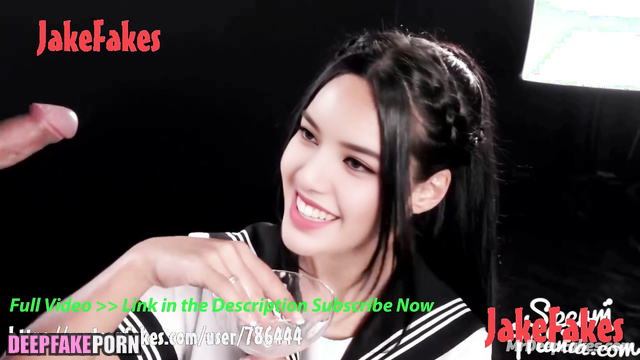 Slutty girl from korean high school making nice handjob (Lisa 리사 블랙핑크)