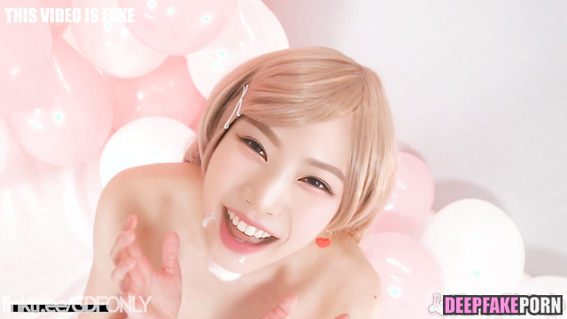 Sex tapes with tiny slut Isa (아이사 스테이씨) she sucking cocks and balloon [PREMIUM]