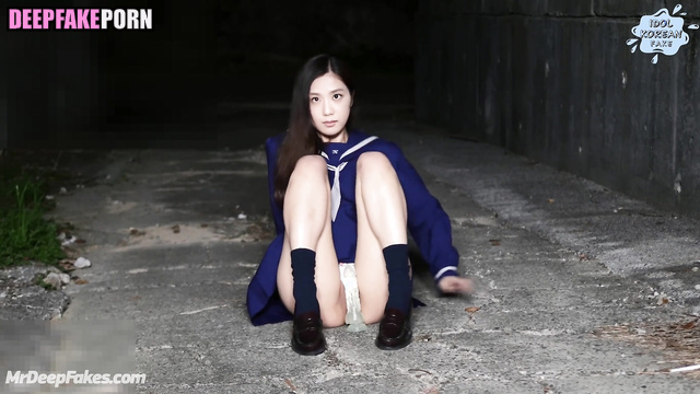 지수 블랙핑크 fake Jisoo sucking a dildo glued to the wall