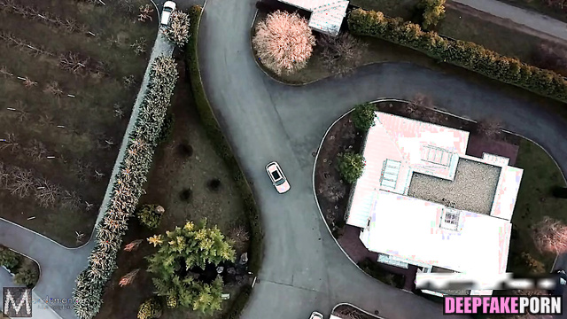 섹시한 아이돌 Sexy idol Lisa rides on dick of her boss 블랙핑크 BLACKPINK 리사 [PREMIUM]