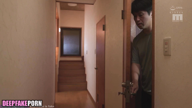 Curious slut sucked cock her new neighbor (アイズワン セックスシーン) fake Yujin [PREMIUM]