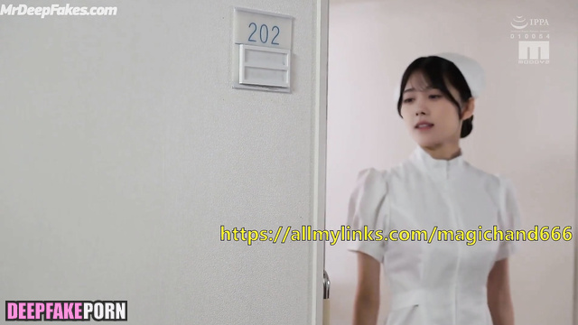 Nurse asked her patient to play with her / (鞠婧禕 深度伪造视频) Ju Jingyi fakeapp
