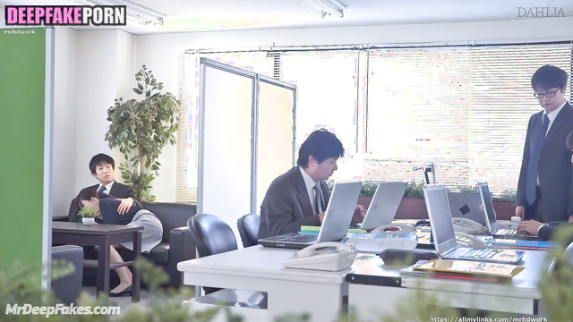 She wants him to fuck her again, fake Krystal Jung (정수정 딥 러닝 프로그램)