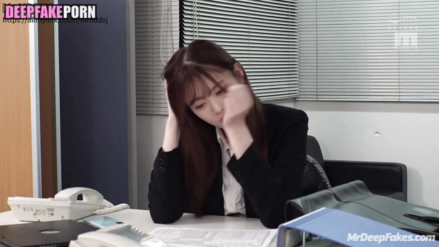 Housemaid made it for add money / Wonyoung アイヴ インターネットの有名人 in sex scenes