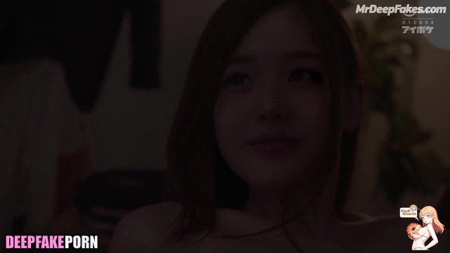 アイヴ ディープフェイク skinny lady feels confident in his arms, Wonyoung face swap