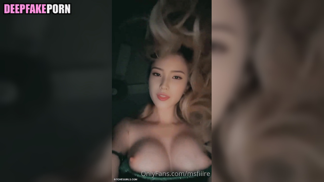 IU looks fabuluous in her new passionate sex video solo 아이유 열정적 섹스 [PREMIUM]