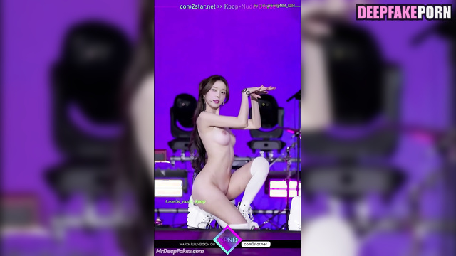 Sexy Winter is performing at a concert absolutely naked, ai 윈터 딥 페이크 에로틱