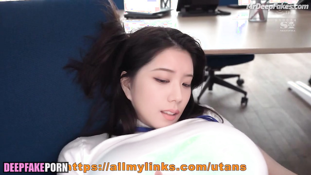 지수 블랙핑크 busty and modest secretary getting promotion right now, Jisoo ai