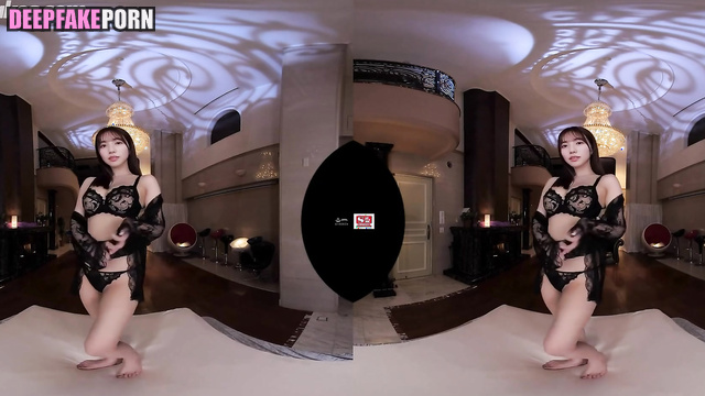 J-pop babe 河田陽菜 Kawata Hina knows what lingerie to pick Hinatazaka46