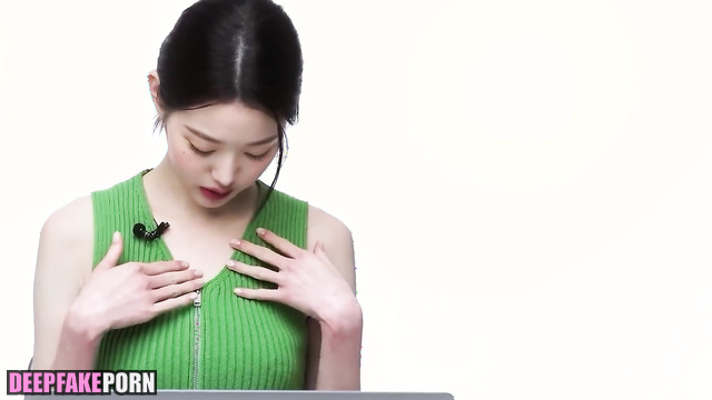 アイヴ ディープフェイク エロ housemaid relaxing with two cocks - Wonyoung real fake