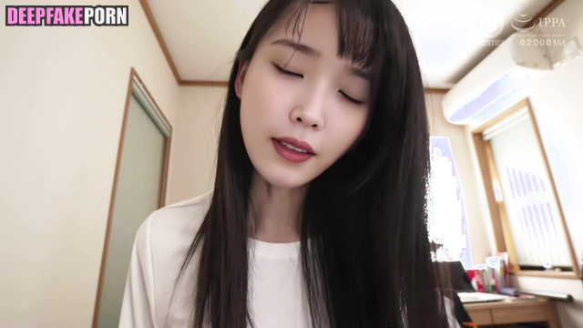 Pretty and cute IU (아이유 딥 페이크 에로틱) saddled a cock so tight, fake porn [PREMIUM]