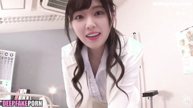 She did a footjob with her knees, look / Irene (아이린 레드벨벳) deepfake erotic