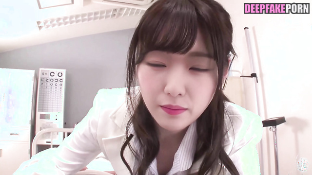 She did a footjob with her knees, look / Irene (아이린 레드벨벳) deepfake erotic