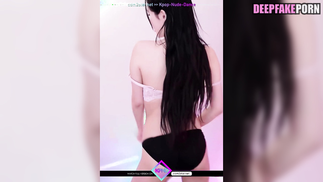 She moves very beautifully on webcam, Yuna ITZY solo fakeapp / 유나 인터넷 연예인