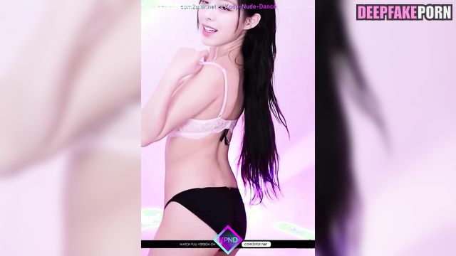 She moves very beautifully on webcam, Yuna ITZY solo fakeapp / 유나 인터넷 연예인