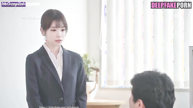 アイズワン ヌード Chaewon had no idea that a colleague makes such a hot cunni, ai