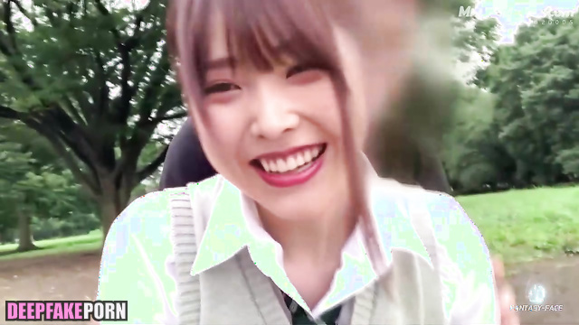 아이유 가짜 포르노 teen watching your reaction during sex with you, IU real fake