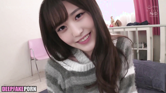 アイヴ Wonyoung does handjob to me IN FRONT of sleeping HUSBAND ポルノ porn IVE [PREMIUM]