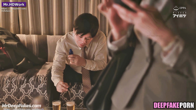 New colleague turned out to be a first-class lover, ai Kazuha ルセラフィム 性別