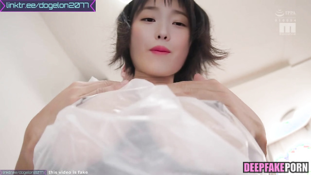 Sex in a strange plastic bag, look - IU (아이유 딥 러닝 프로그램) in deepfake video