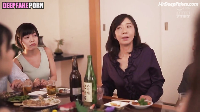 Nude Ayaka Hironaka: forced insertion (弘中 綾香 強制挿入 ヌード)