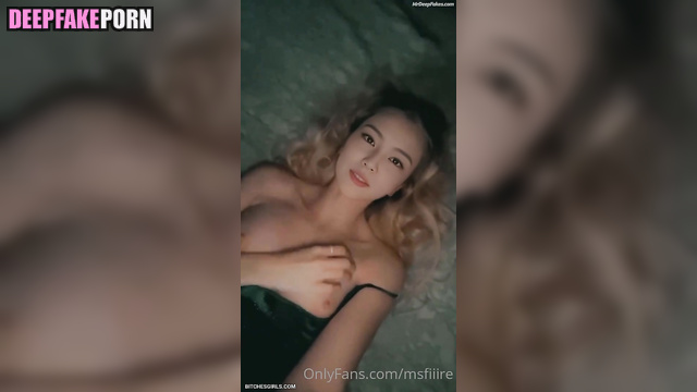 Nude Jennie BLACKPINK showing her big boobs (누드 제니 블랙핑크 젖가슴)