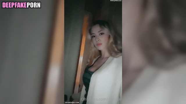 Rose BLACKPINK topless erotic adult video (로제 블랙핑크 토플리스 어른들의 비디오)