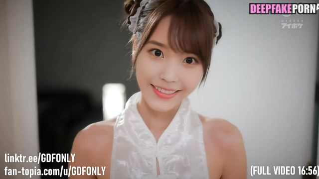 Korean beauty IU: foot fetish adult video (한국어 아이유 어른들의 비디오)