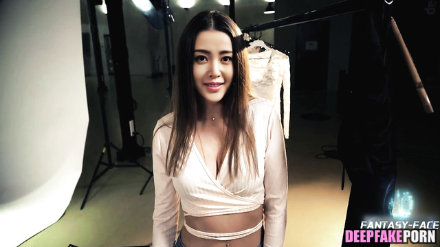 not zhang tianai Sexy shot（张天爱)