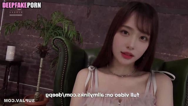 Deepfake Chuu 츄 이달의 소녀 has mesmerizing boobs