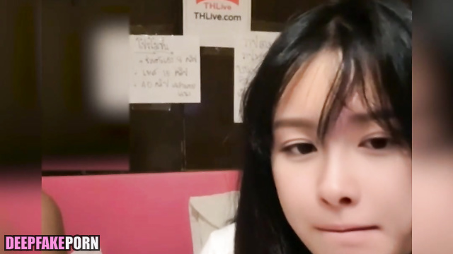 Fake NMIXX  Sullyoon let me suck her nipples 설윤 엔믹스