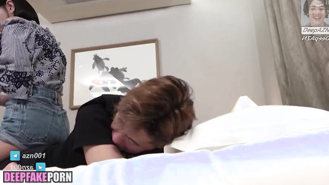 Fake NMIXX  Bae Jin-Sol Gives a massage 배이 엔믹스