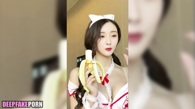 Sexy nurse Yang Mi 杨幂 eats banana in very sexy way deepfake/智能換臉 [PREMIUM]